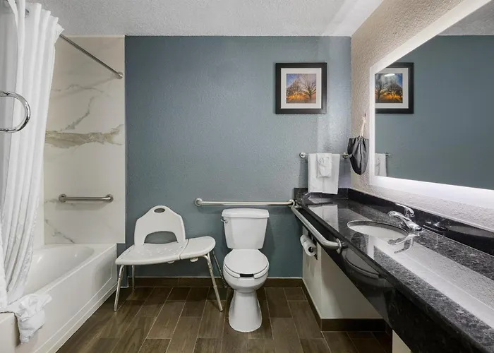 Best Western Waldo Inn & Suites